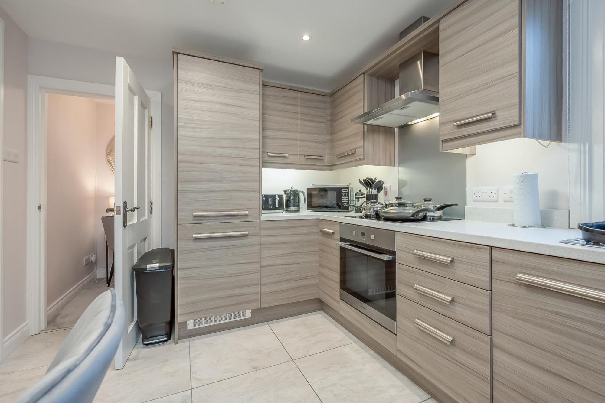 Staybynumbers - Centre - 3 Bed, 3 Bathroom & Parking Holiday home