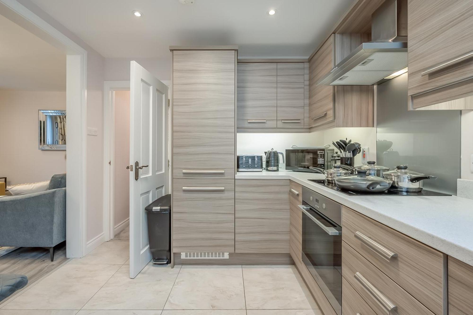 Staybynumbers - Centre - 3 Bed, 3 Bathroom & Parking Holiday home Belfast
